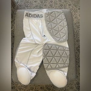 Adidas 3/4 football girdle, 5 pads with knee pads